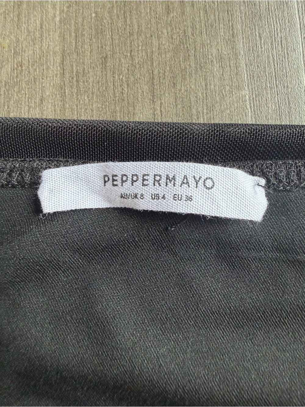 Peppermayo Addie Mini Dress Women’s Sz US 4 Black Cut Out One Shoulder Stretchy - Picture 3 of 4